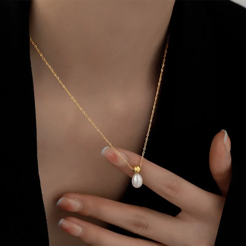 White Pearl Pendant Necklace for Women Gold - Image 5