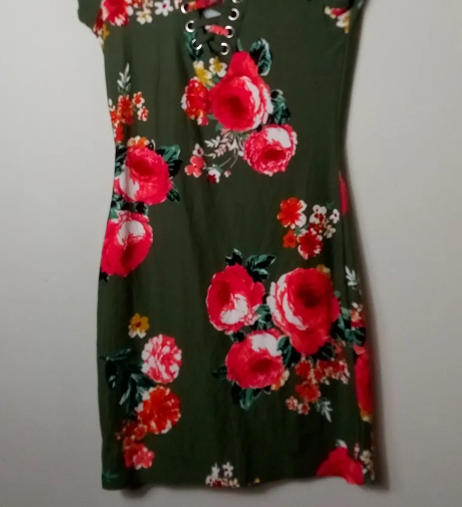 NoBo S Asian Vibe Olive Coral Floral Bodycon Dress - Image 5