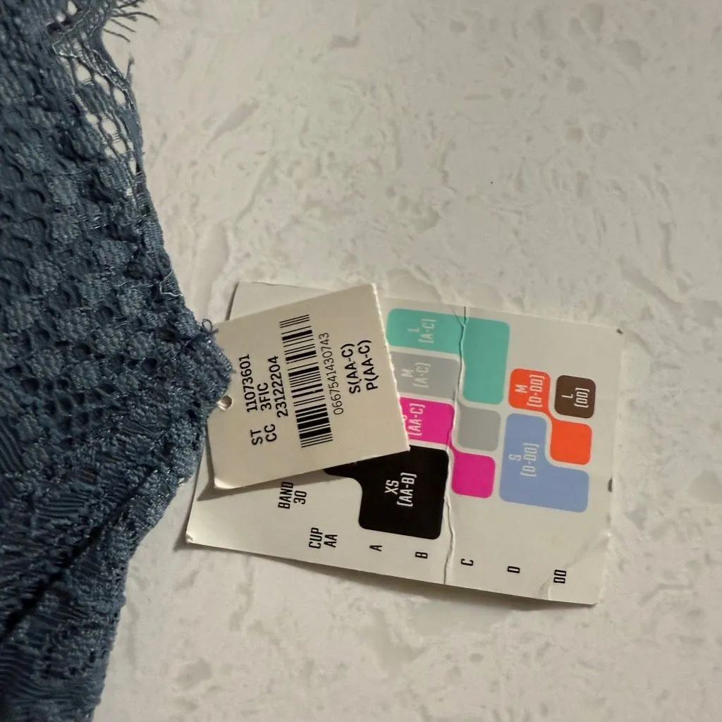 Victoria’s Secret Pink Women’s Small Grey Bralette High Neck New - Image 2