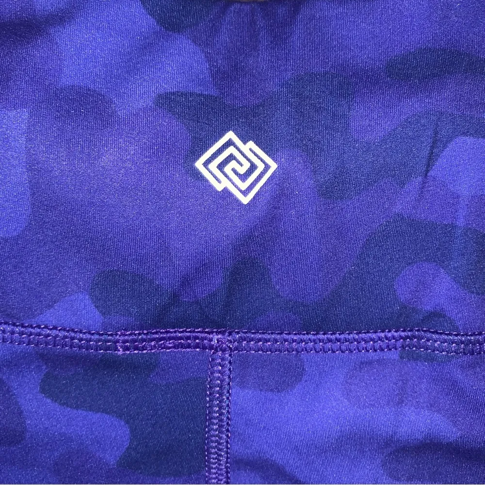 ZELOS Motion Below Ankle Leggings Purple Camouflage Print Size Large - Image 4