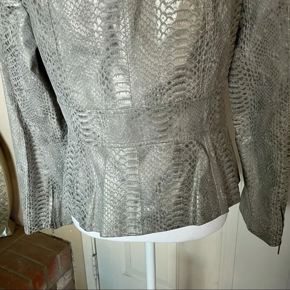 Classiques Entier Women’s Leather Jacket - Image 8