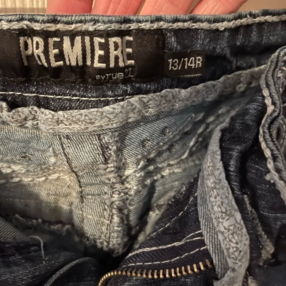 Premier Denim By Rue 21 Low Rise Flare Leg Sequin Pockets Jeans - Image 5