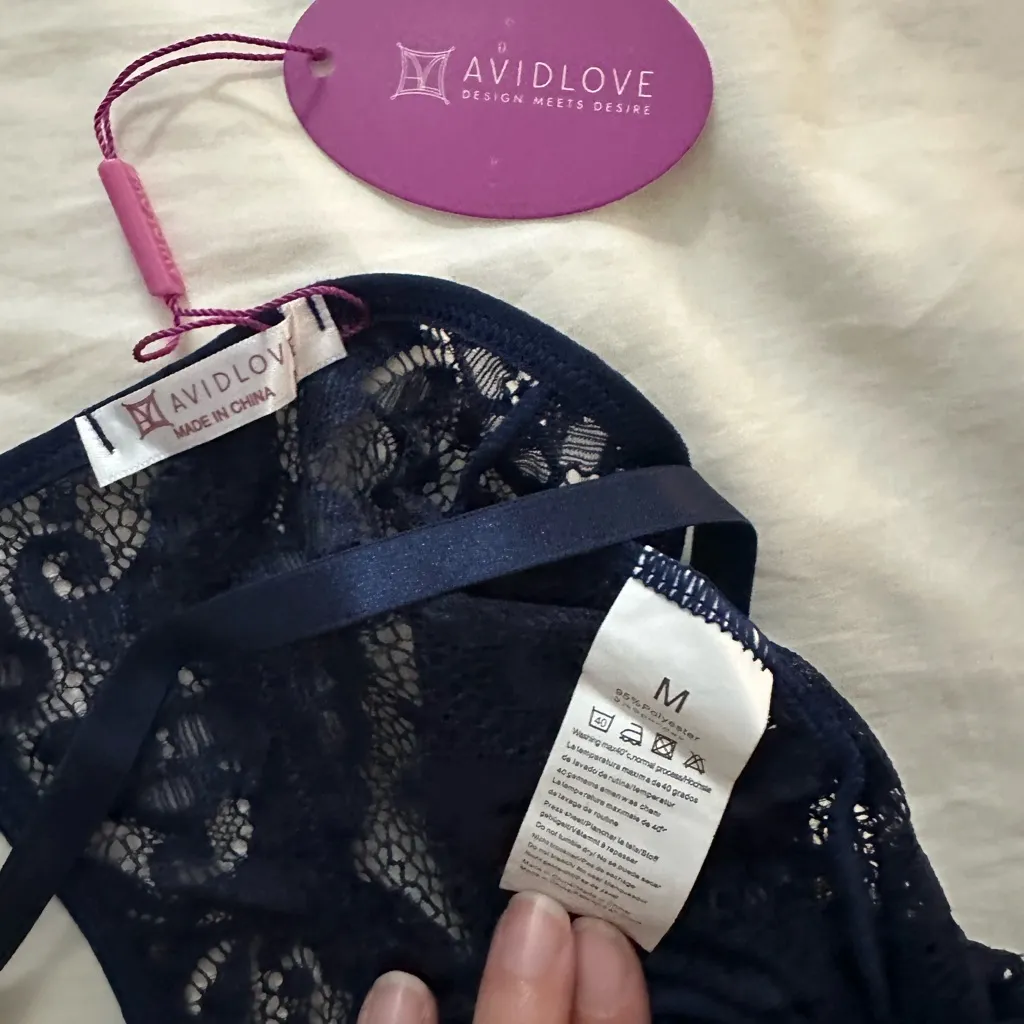 Navy Lace Lingerie Set - Image 12