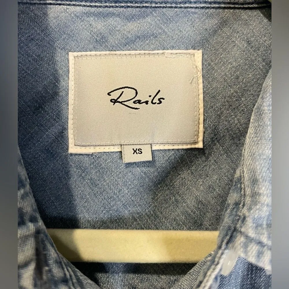 Rails Valerie Denim Chambray Tie Front Shirt Blue Floral Patch Boho Chic XS - Image 2