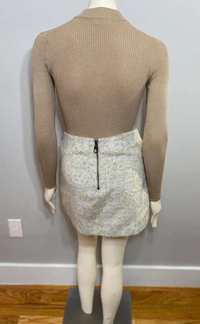 Snow Leopard Animal Print Mini Skirt Size 4 - Image 7