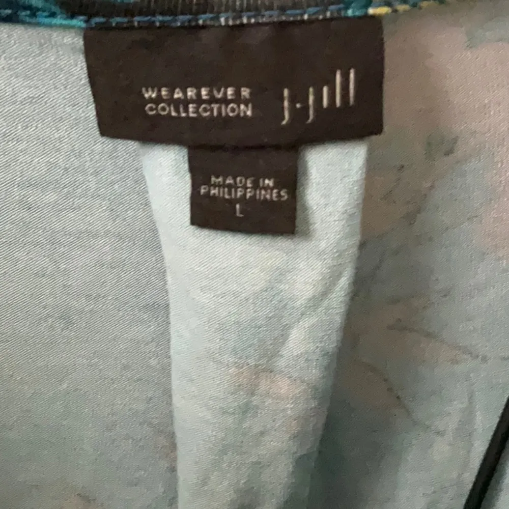 J. Jill Wearever Collection Ballet-Sleeve Crewneck Floral Top Sz. L - Image 2