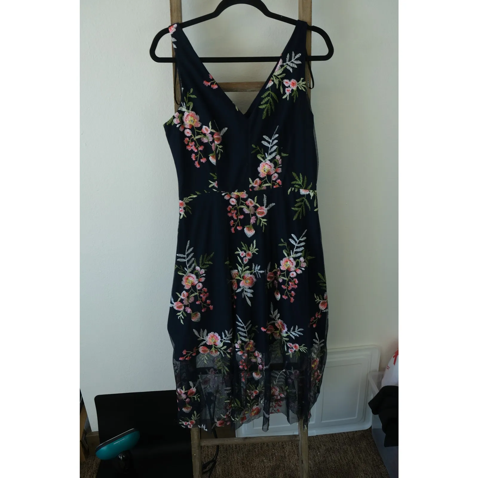 Vince Camuto Embroidered Floral Mesh Navy Pink Midi Fit Flare Tank Dress W 10 - Image 3