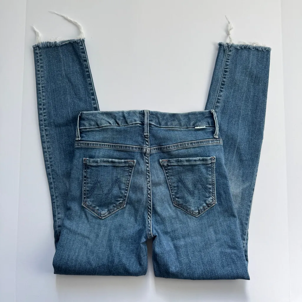 MOTHER High Waisted Looker Ankle Fray Jeans Walking on Coals Size 24 Blue - Image 3