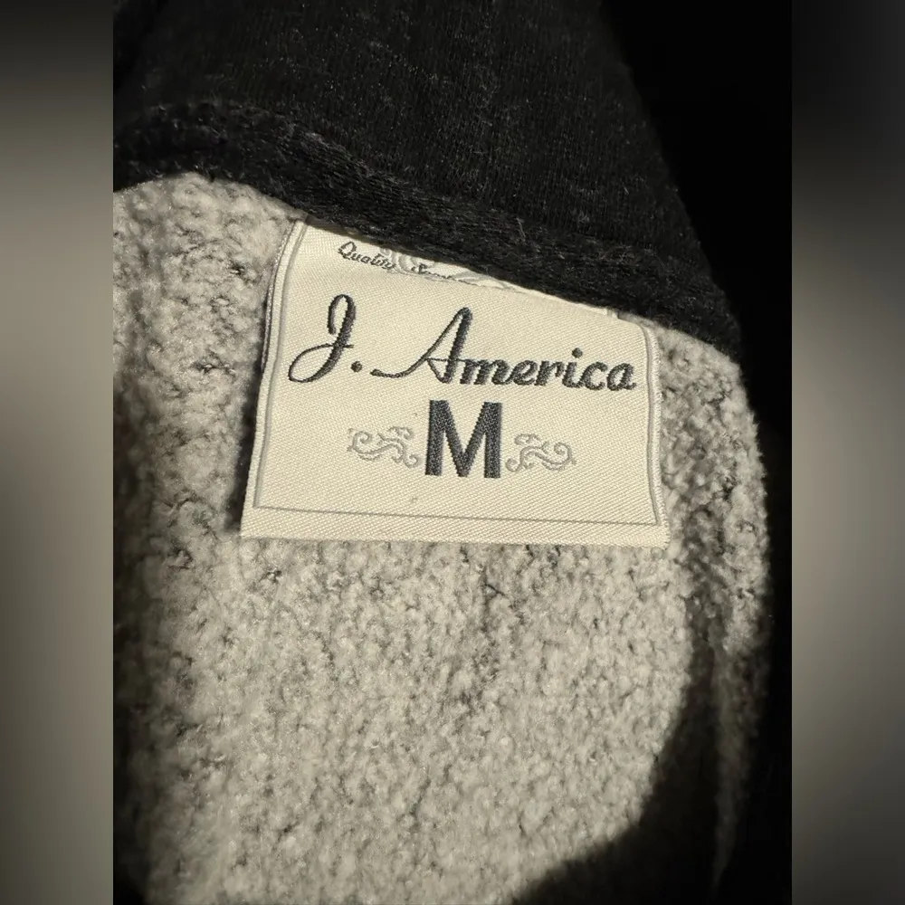 EUC J. America Black & White History in the Groove pullover size medium - Image 4