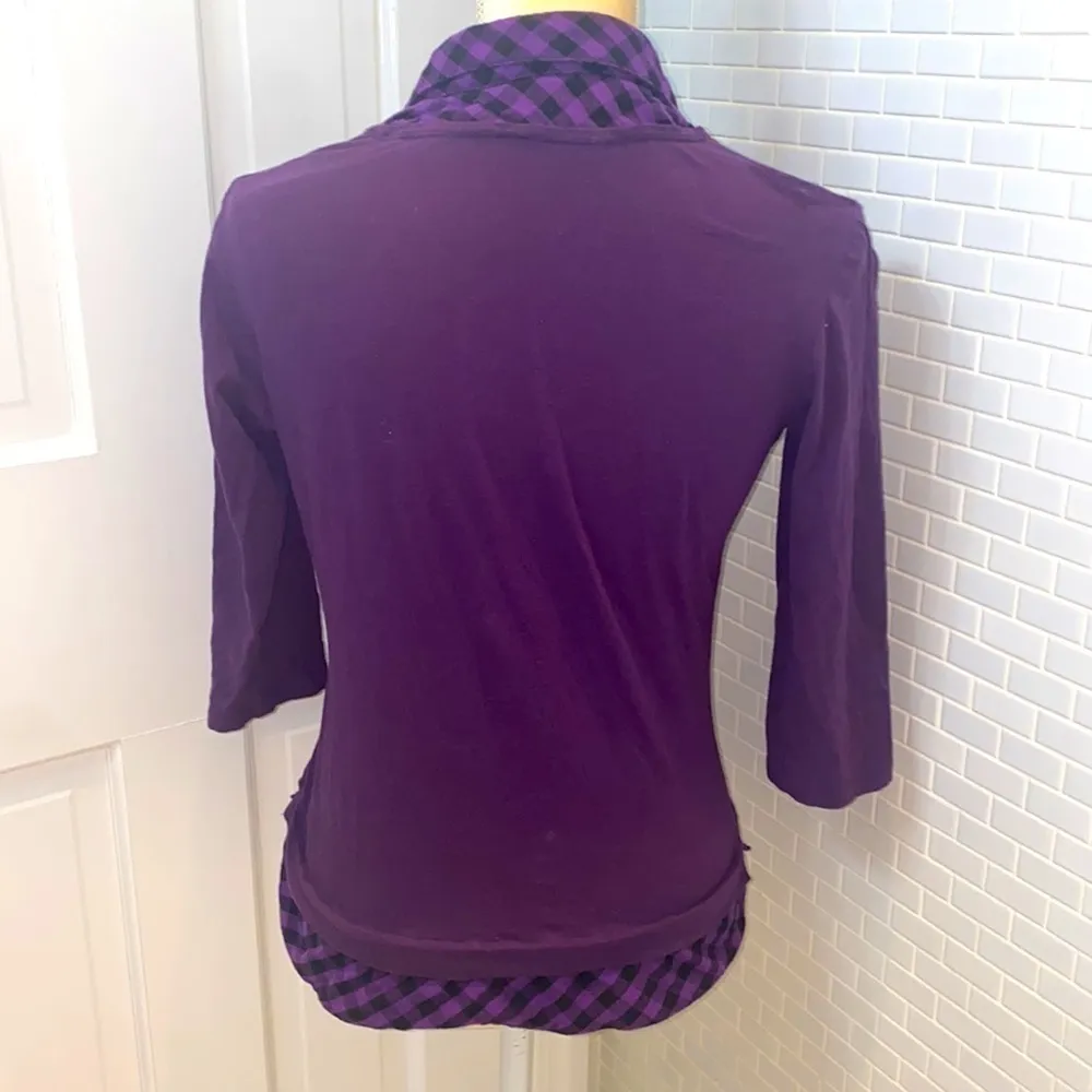 Beluva plum cotton/ spandex top.Plaid black/plum collar and hem. Size Small. Purple - Image 4