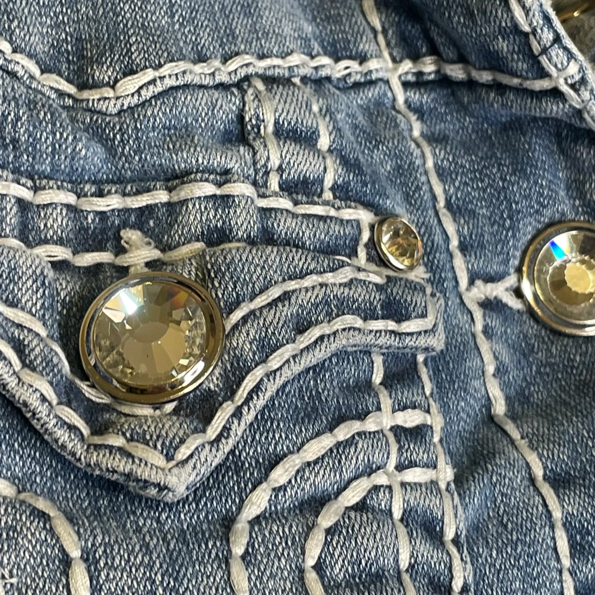 L.A. Idol USA L.A. Idol Cropped 3/4 Sleeve Stretchy Denim Bling Gem Jacket Size Large  - Image 4