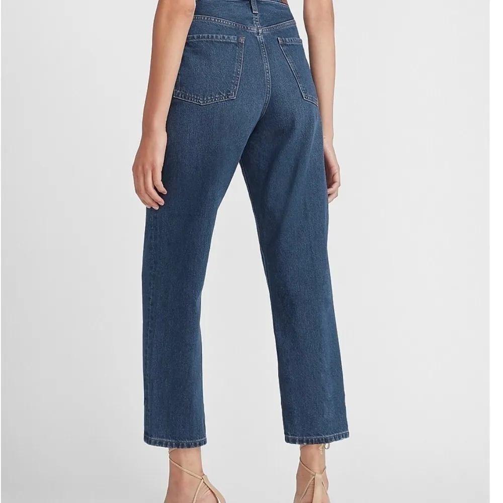 Express High Waisted Original Crop Dad Jeans, Size 4 New - Image 2