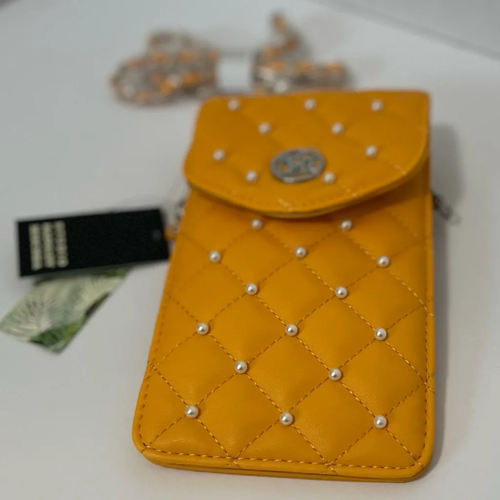Studio Badgley Mischka Yellow Quilted Crossbody Phone Bag with Chain Strap - Image 4
