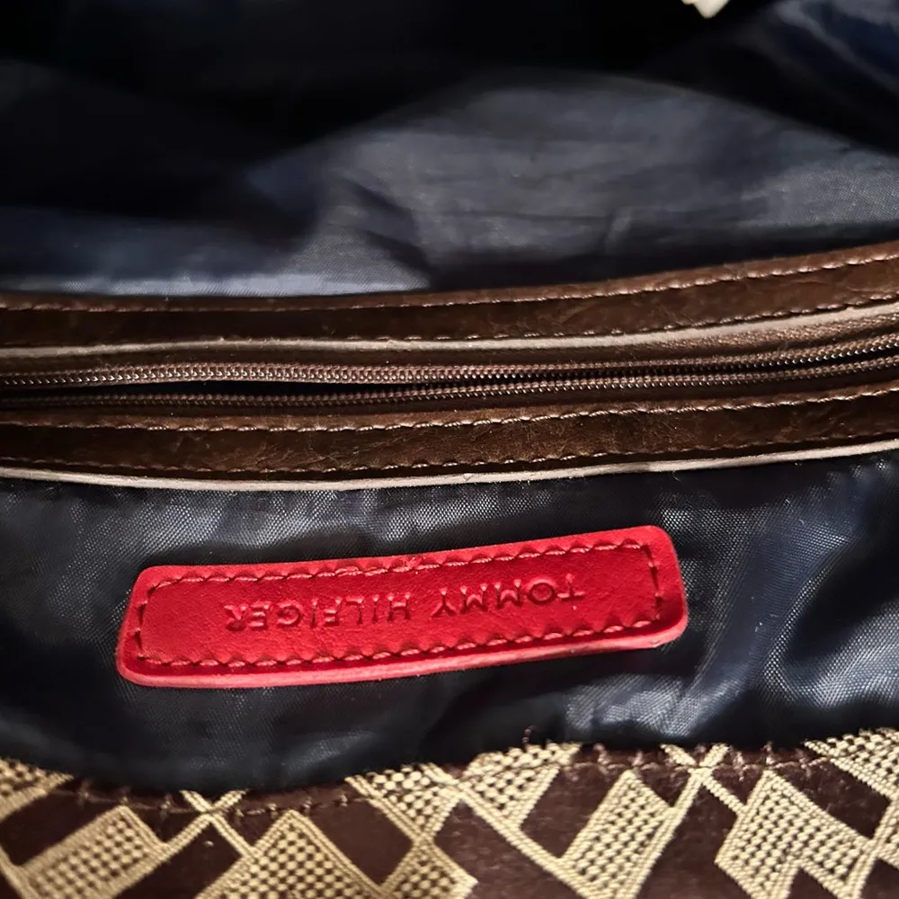 TOMMY HILFIGER Brown Tote Bag with Leather Handles - Image 6