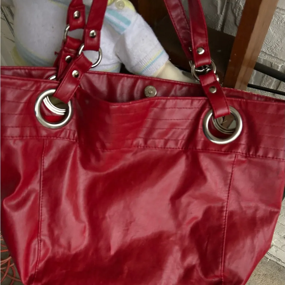 Bracciano Red Tote Bag - Image 3