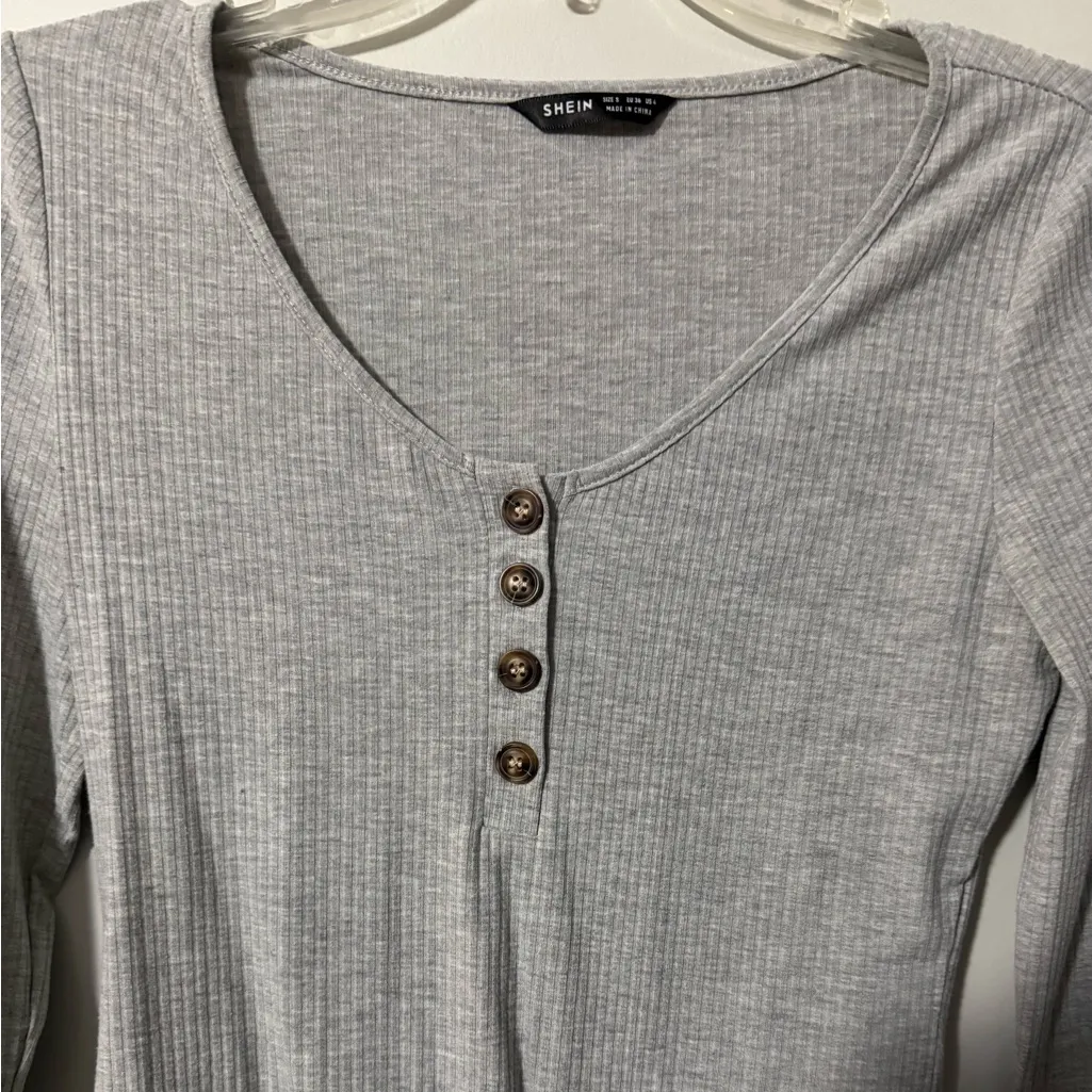 SHEIN Gray Ribbed Long Sleeve Bodysuit - Image 3