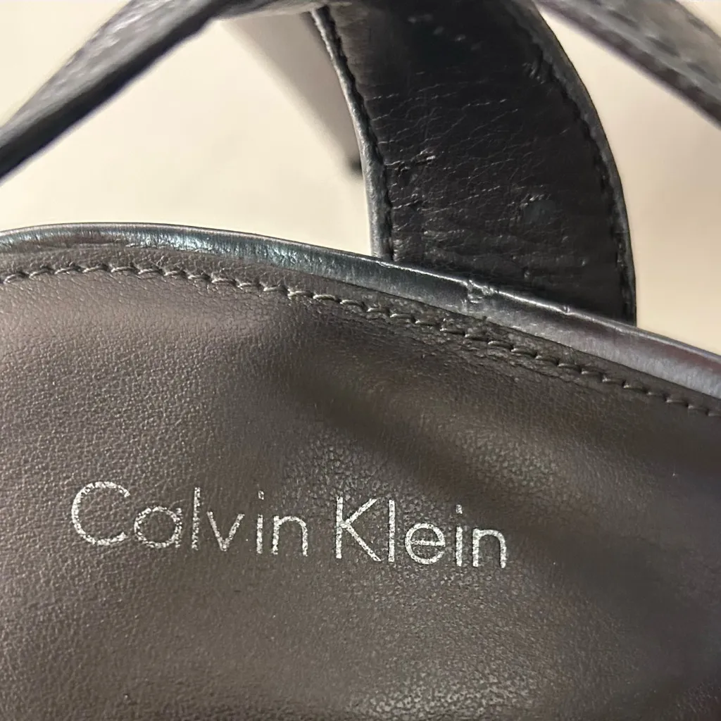 Calvin Klein Metallic Silver Heels 10 M great shape-light peeling inside - Image 5