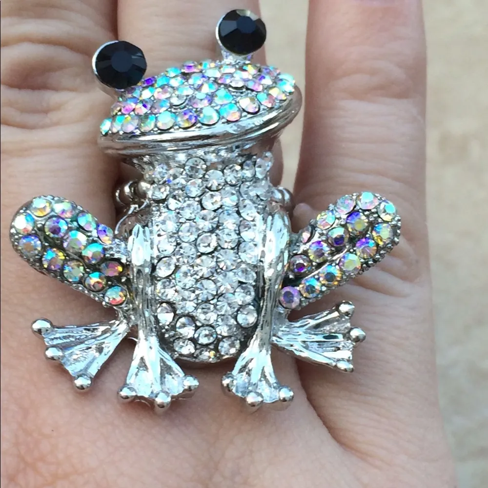 Silver Tone Crystal Frog Novelty Statement Ring - Image 2