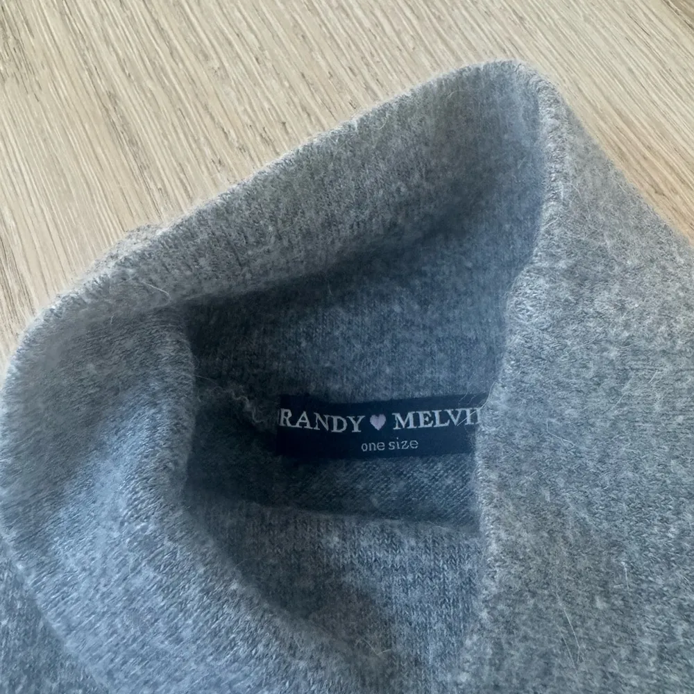 Brandy Melville Wool Blend Gray Turtleneck - Image 3