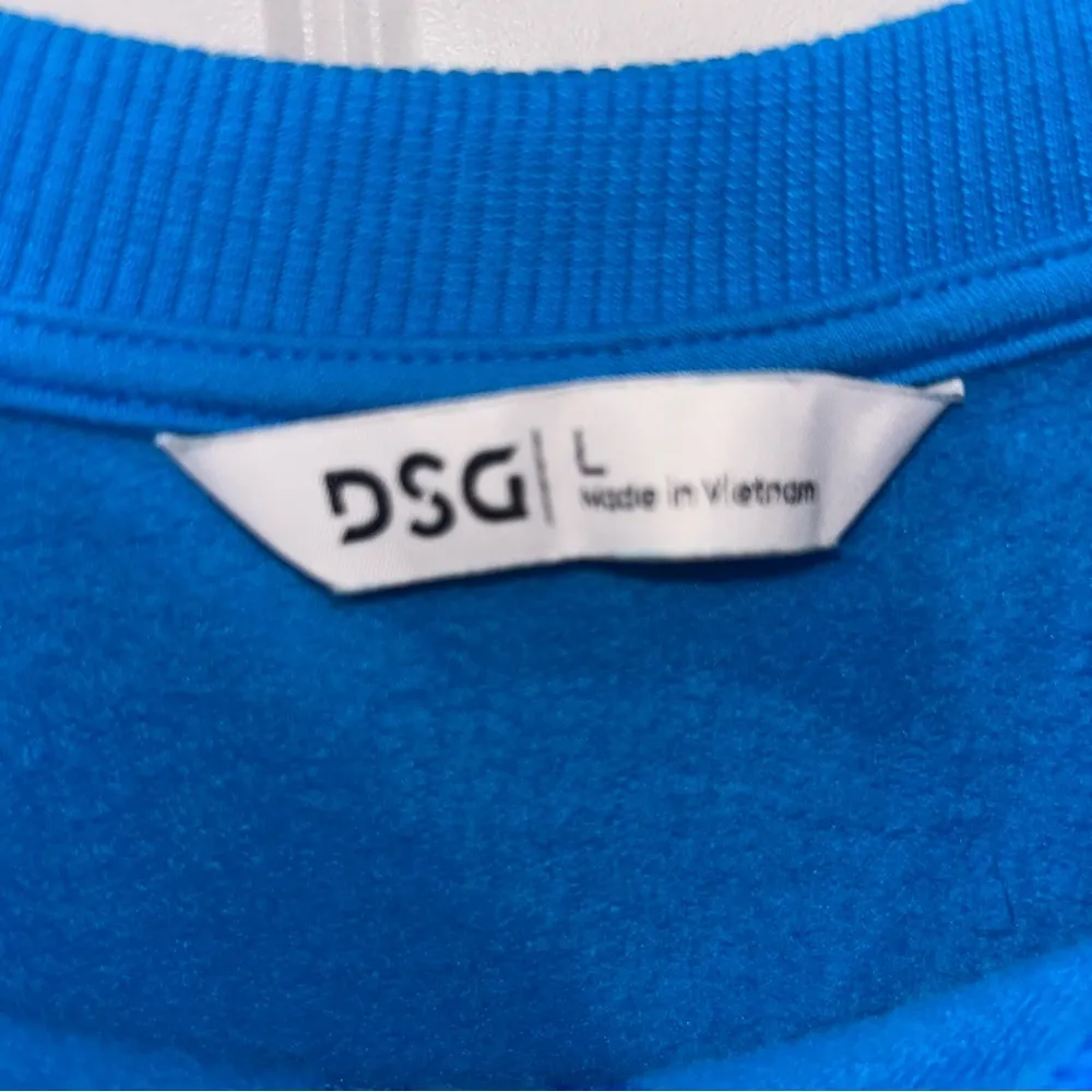 DSG Teal Crewneck Sweatshirt Women’s Large Blue - Image 4