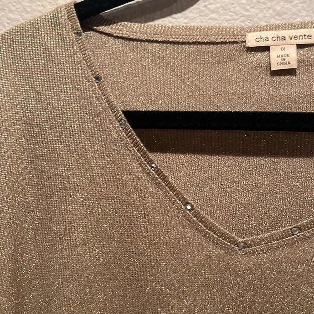 Cha Cha Vente Gold Sparkle V Neck Lightweight Sparkly Sweater Size 1X - Image 2