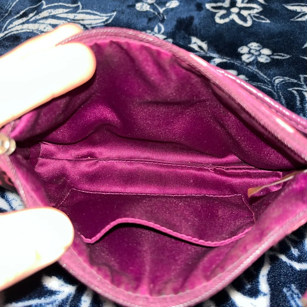 Coach Daisy Split Signature Wristlet F50118 - Image 5