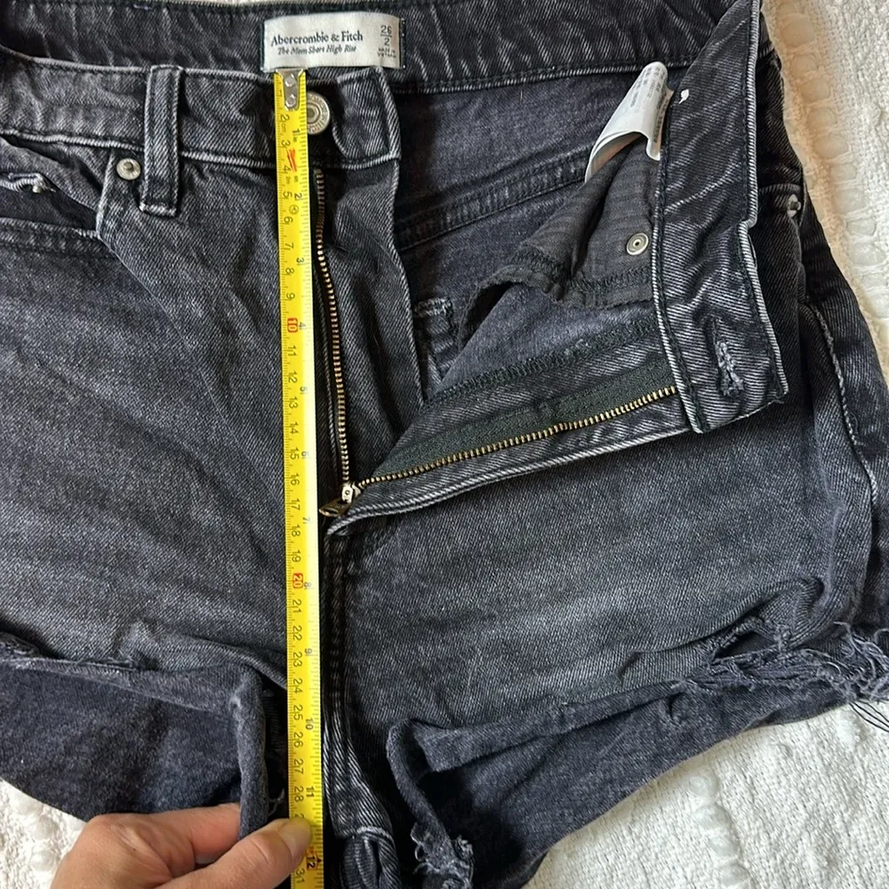 Abercrombie & Fitch‎ Curve Love The Mom Short High Rise Size 2 - Image 4