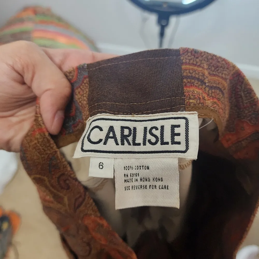 Vintage Carlisle paisley velvet high-waisted pants - Image 5