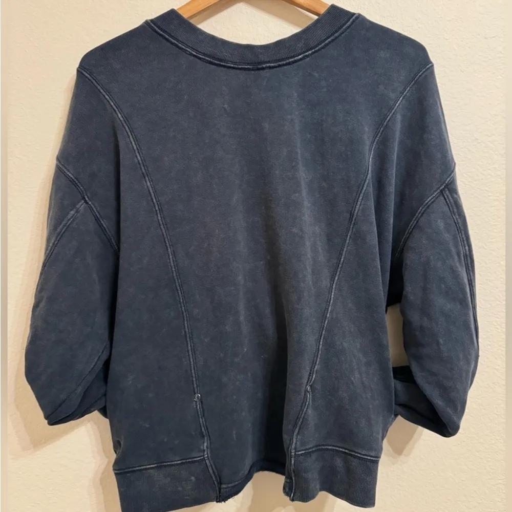 Free People 2024  movement go for gold reversible pullover sweatshirt - Image 9