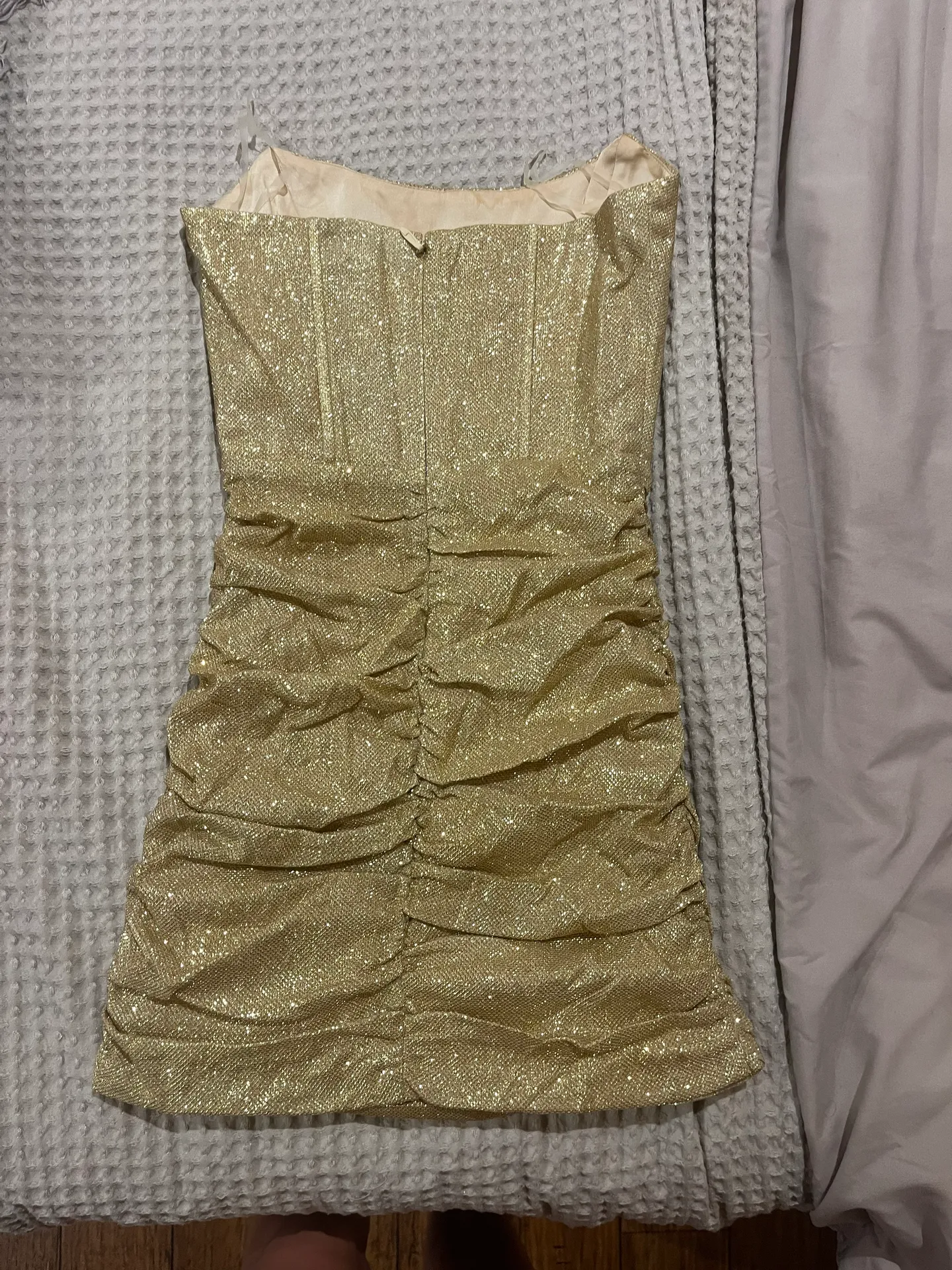 Dress Gold - Image 2
