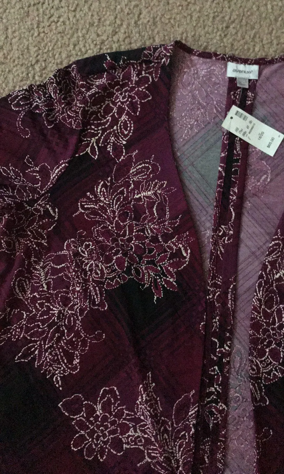 Avenue Plus size top For woman size (18-20) - Image 2