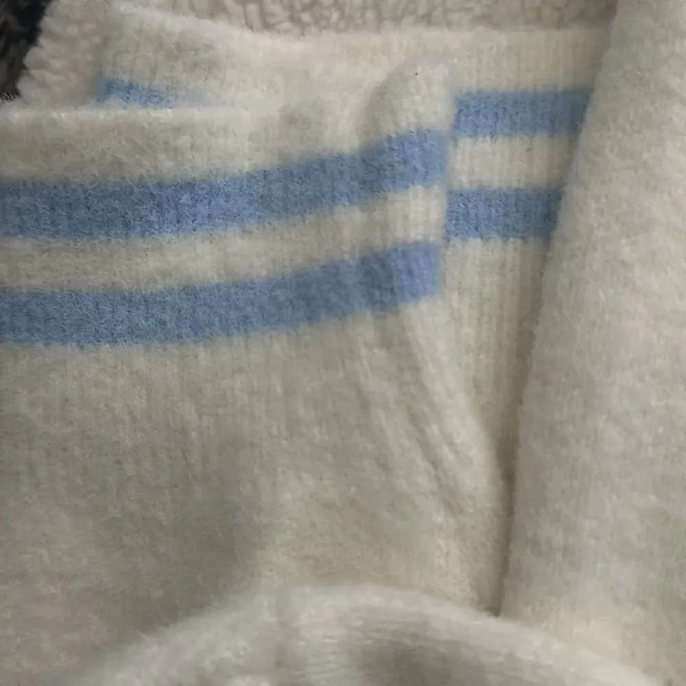 Cotton On White and Blue Varsity Jacket with Plush Texture - Image 7