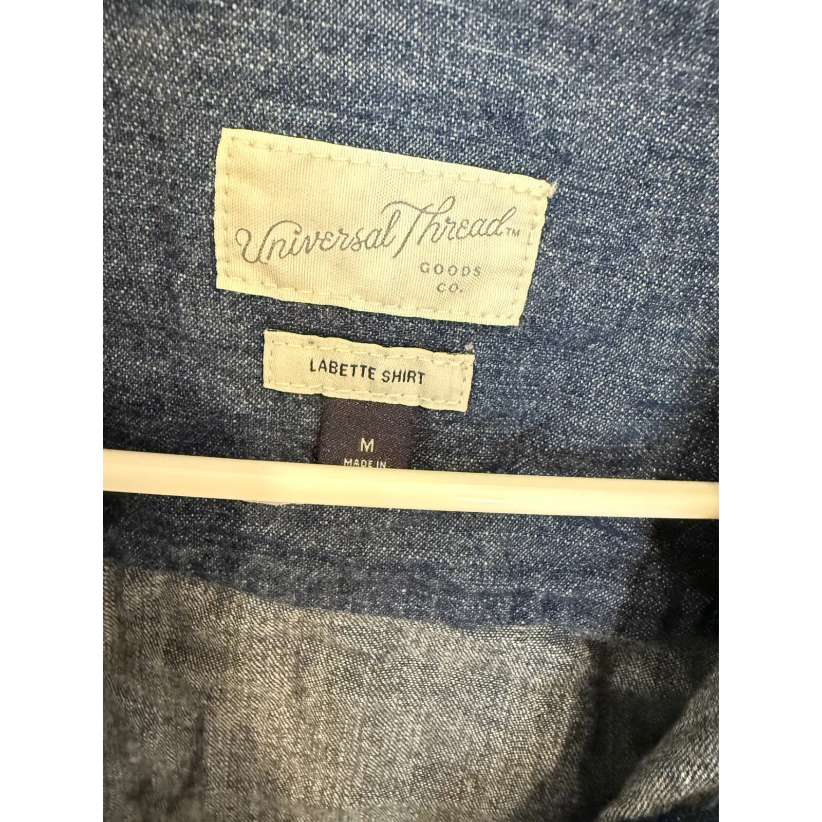 Universal Thread Women's Denim Shirt Labette Button‎ Down Long Sleeve Medium - Image 3