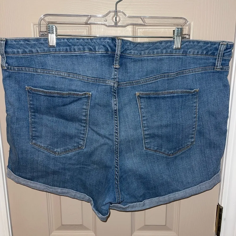 Universal Threads Universal Thread Denim Shorts - Image 6