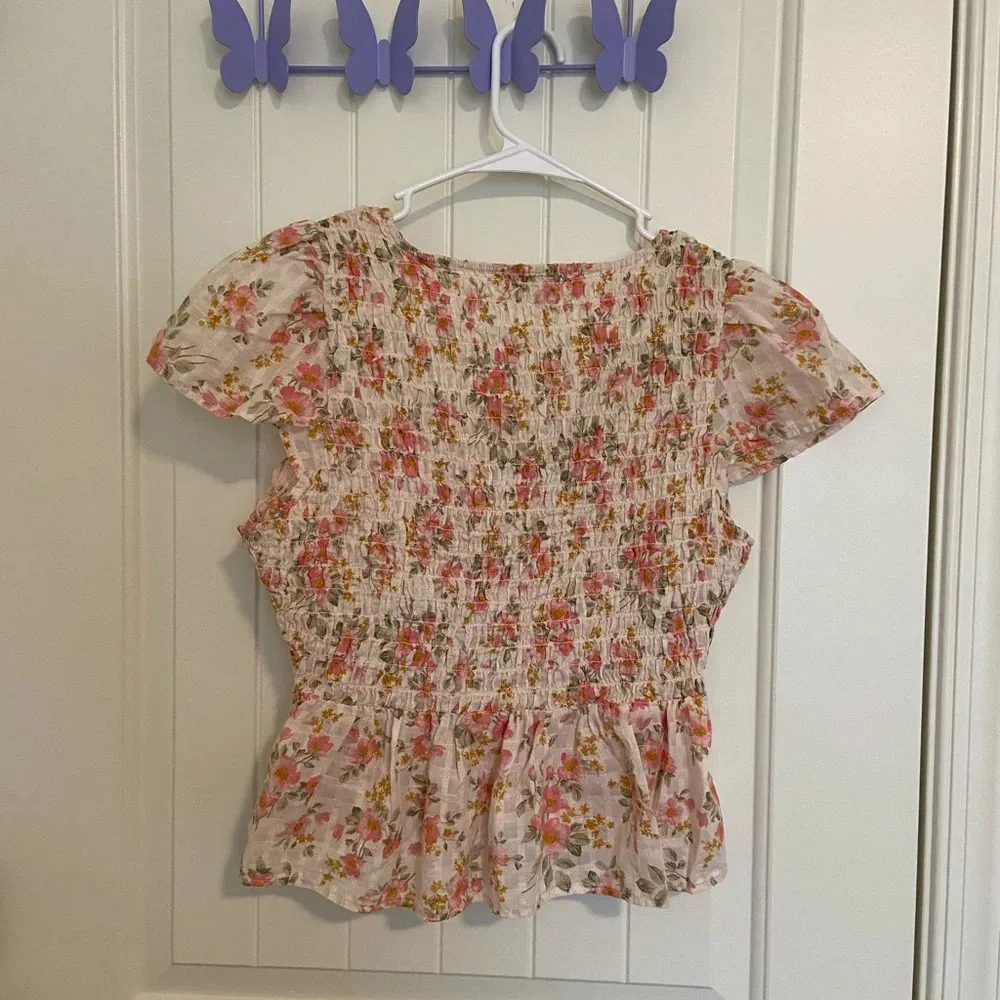 EUC | American Eagle women’s floral cap sleeve blouse —‎ small - Image 5