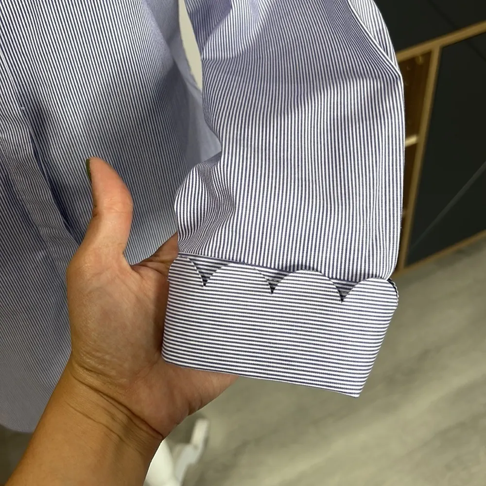 Banana republic • Riley pinstripe long sleeve scallop yoke button down shirt - Image 5