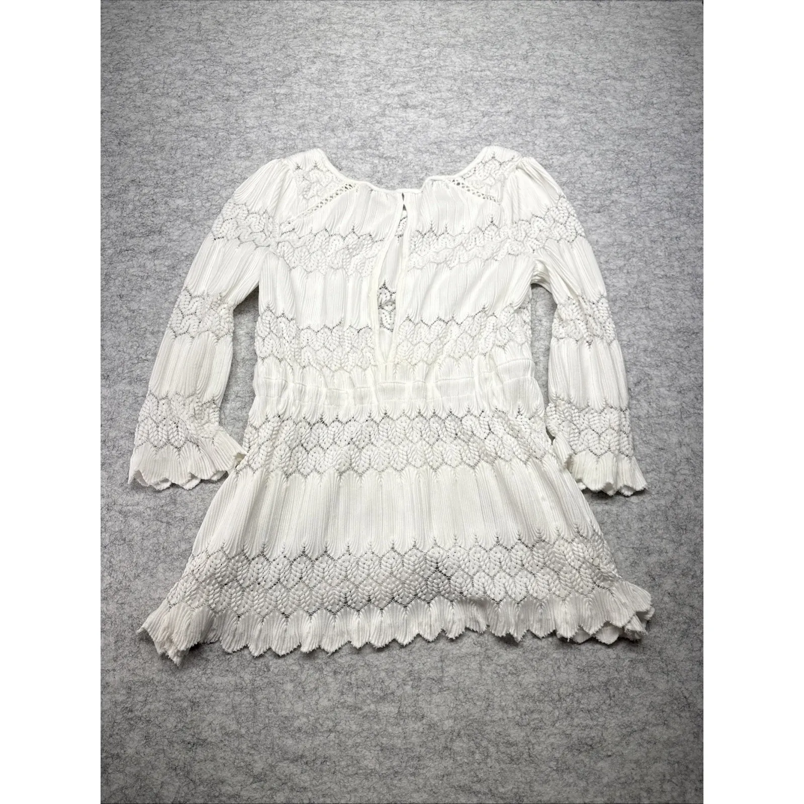 Free People Woman's‎ Top Shirt Size Small Beige Krochet See Thru Key Hole Back - Image 6