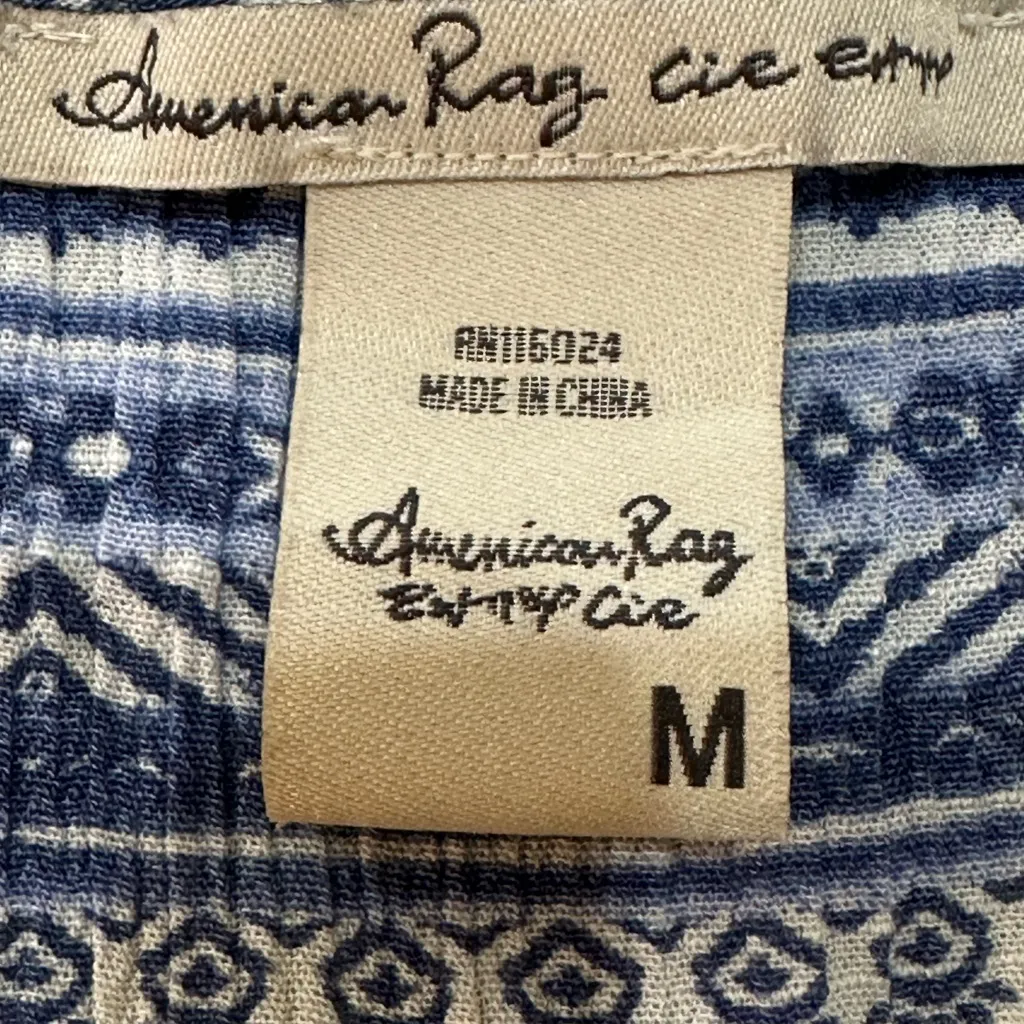 American Rag Cie Blue Floral Blouse M - Image 3