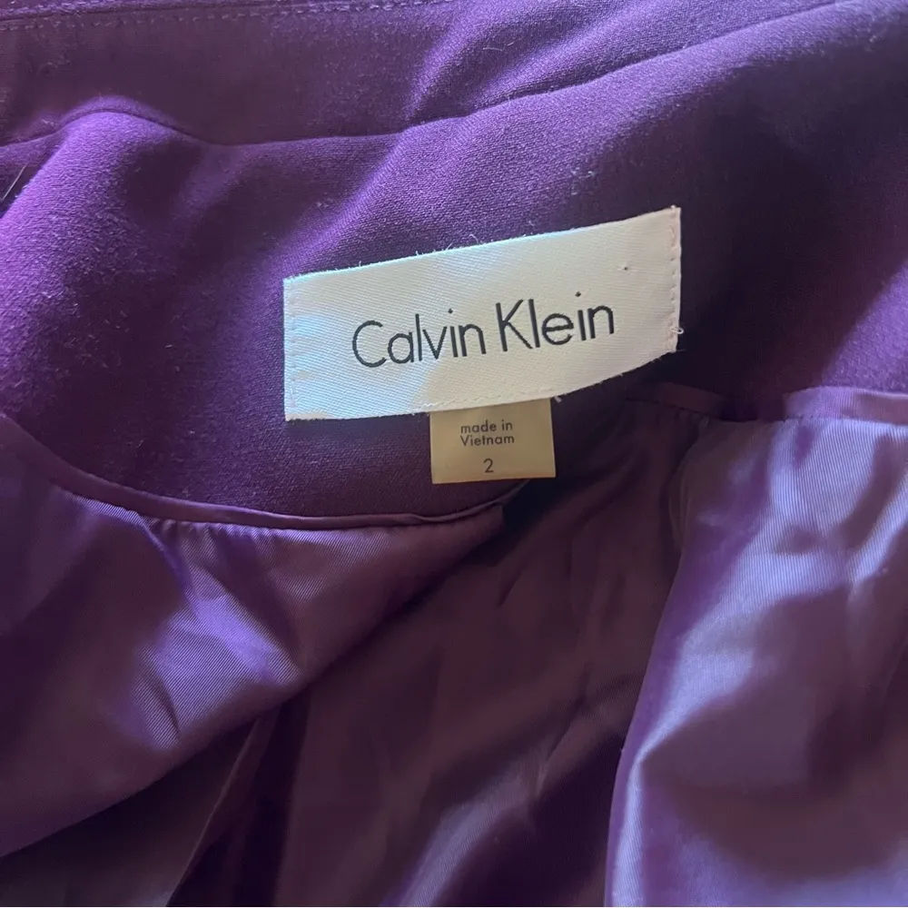 Calvin Klein Purple Suit Blazer sz 2 - Image 7