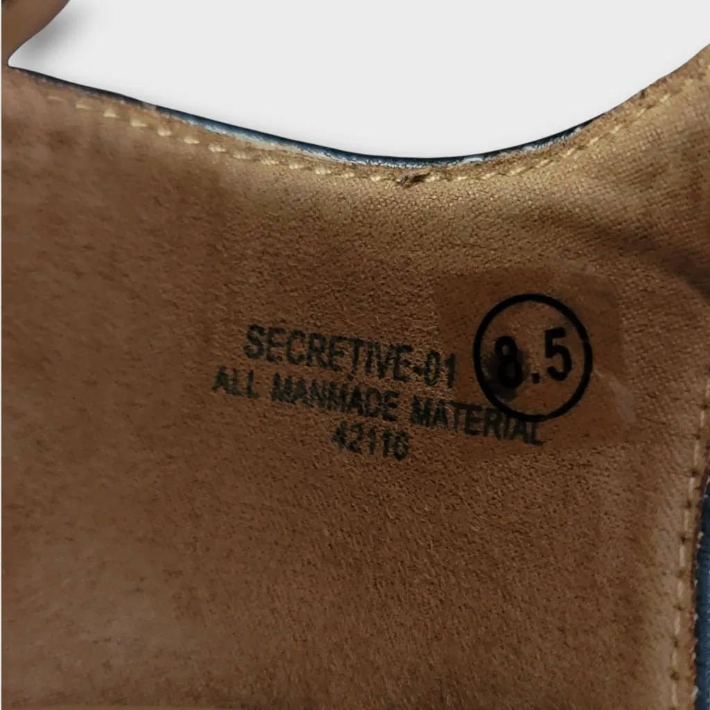 Bamboo Secretive Black Chunky Heel Mary Jane Faux Leather Shoes Size 8.5 - Image 5