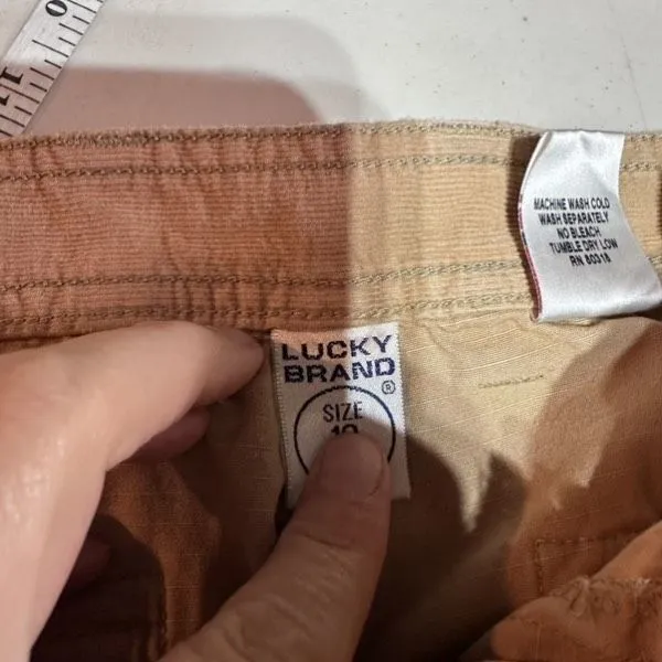 Y2K Lucky Brand Women’s Utility Cargo Tan Loose Fit Pants Size 10 Long‎ Tan - Image 14