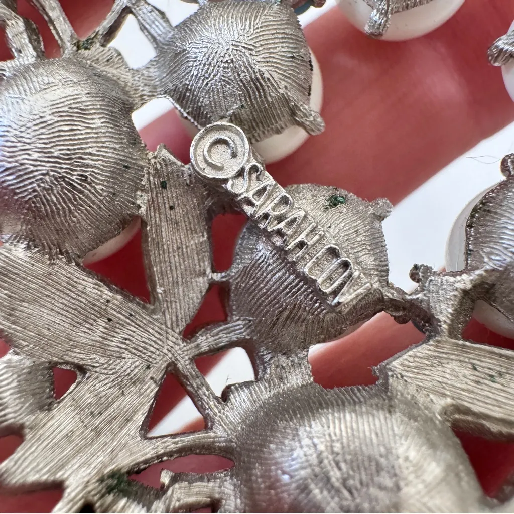 Vintage Sarah Coventry Silver Tone Alaskan Summer Brooch Faux Pearl Pin - Image 5