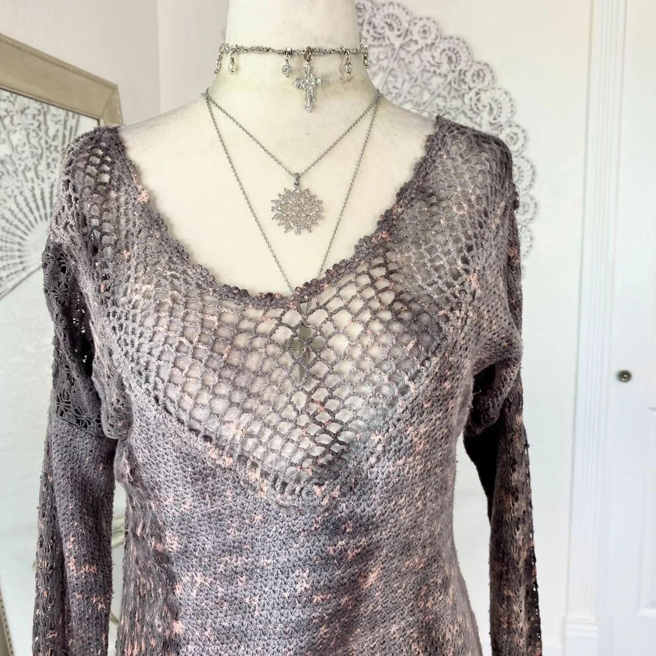 XCVI Early 2000's Tie Dye Whimsygoth Soft Grunge Asymmetric Crochet Top Sweater - Image 3