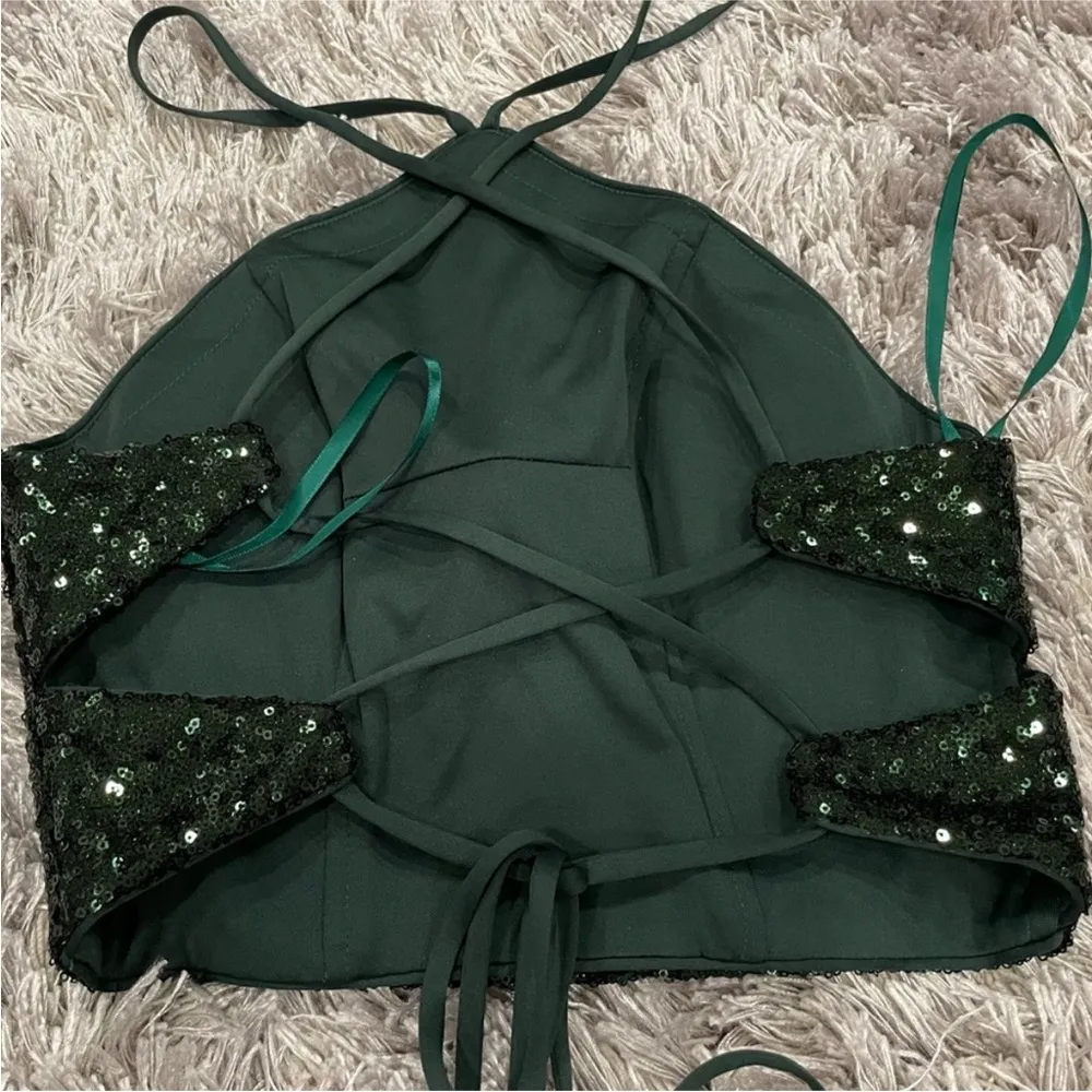 La Femme 28623 Green Sequin Halter Two Piece Sz 2 - Image 7