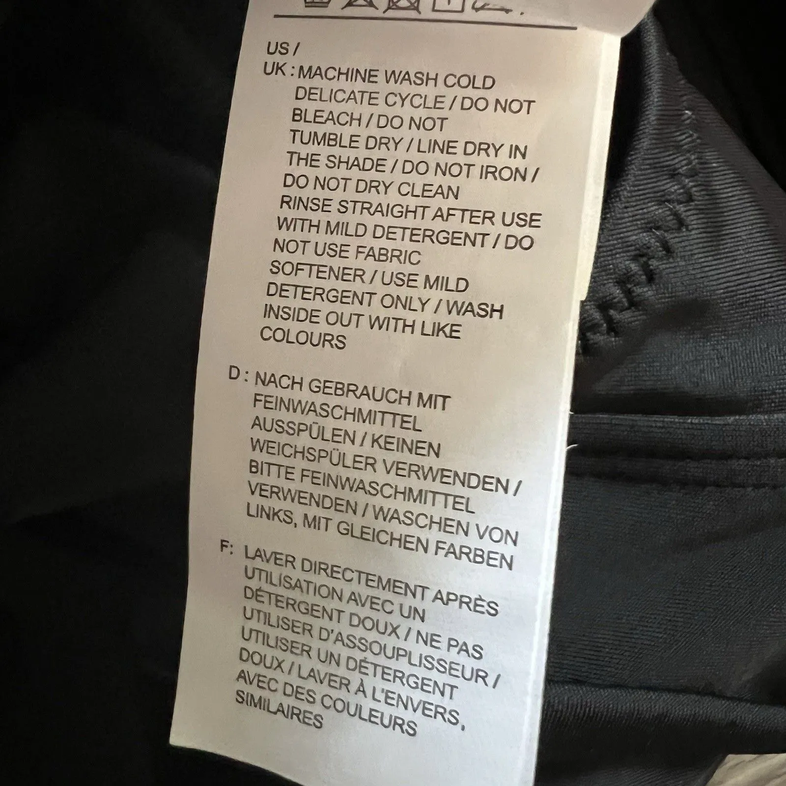 Cupshe One Piece Swimsuit Large - Image 4