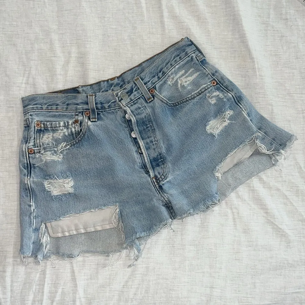 Vintage 90s Levi's Women's 501 Denim Cut Off Shorts Distressed Western Size 26 - Image 5