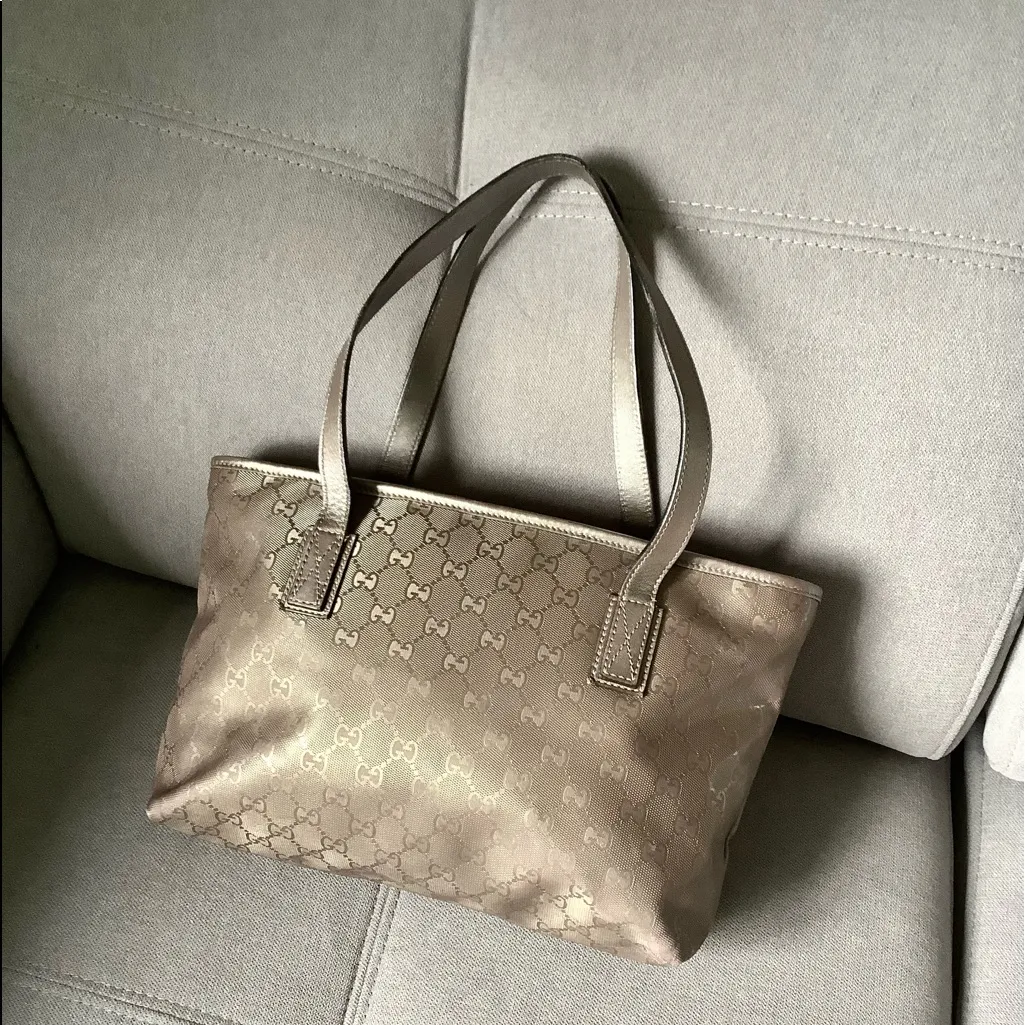 Authentic GUCCI PVC GG monogram tote bag🌸 - Image 4