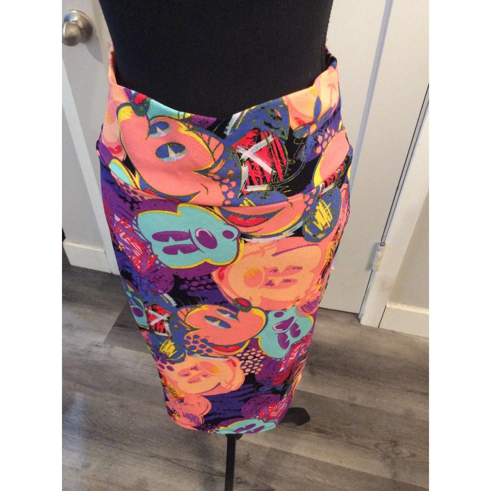 Disney LuLaRoe Medium M Mickey Mouse Skirt - Image 3