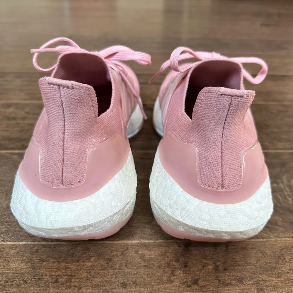 Adidas Ultraboost 22 Shoes - Image 5