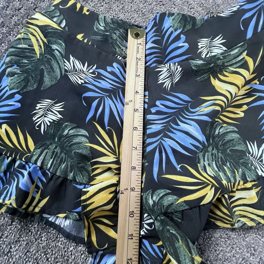 Sadie & Sage Palm Leave Aloha Ruffled Hem Lined‎ Pull On Shorts Size Medium - Image 6
